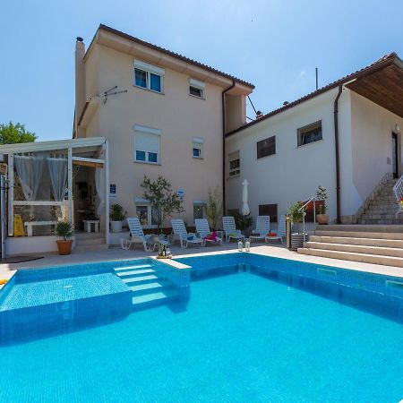 Apartments Susanne Novi Vinodolski Exterior photo